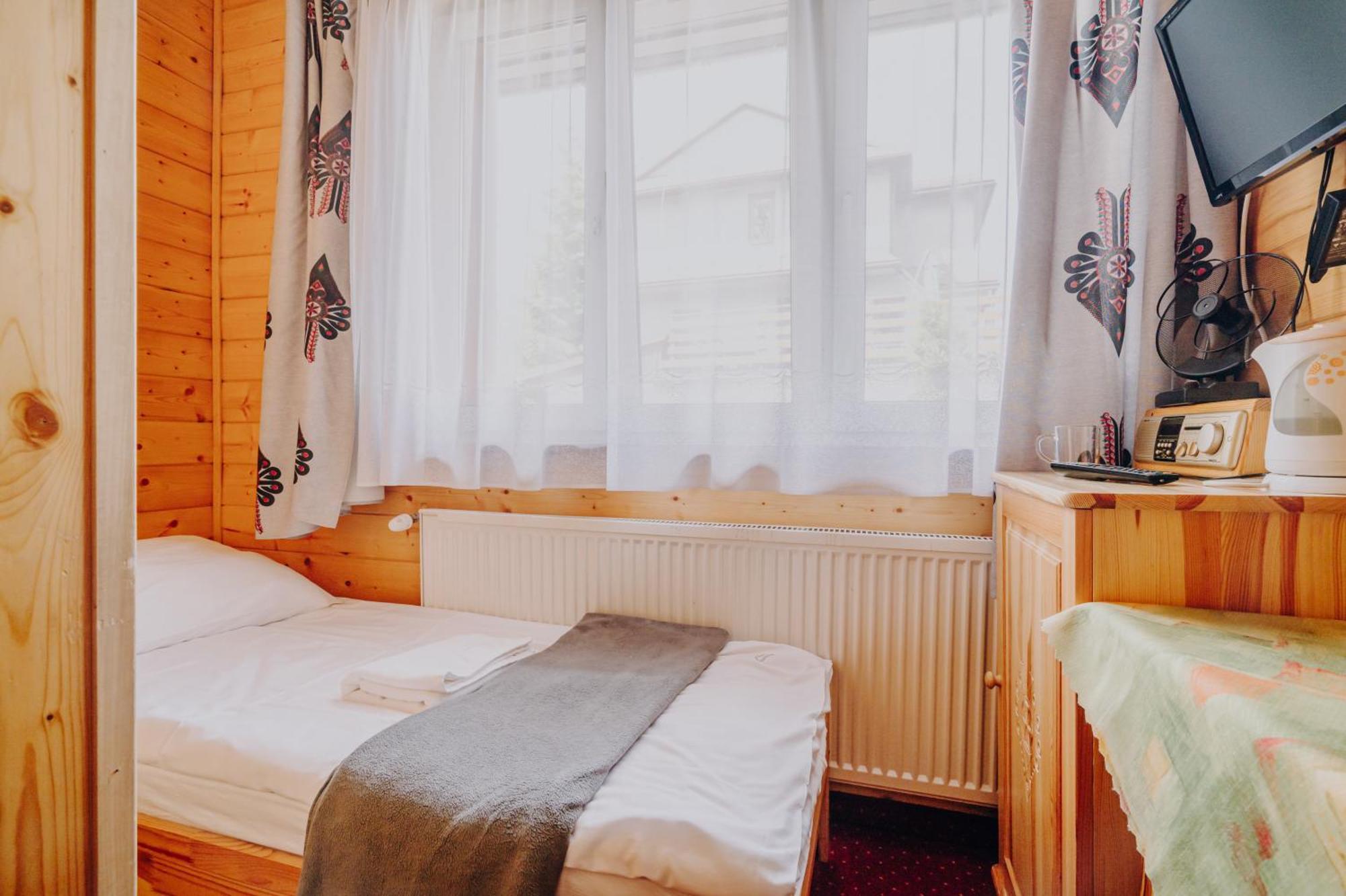 Hotel Osw Moszczeniczanka à Zakopane Extérieur photo