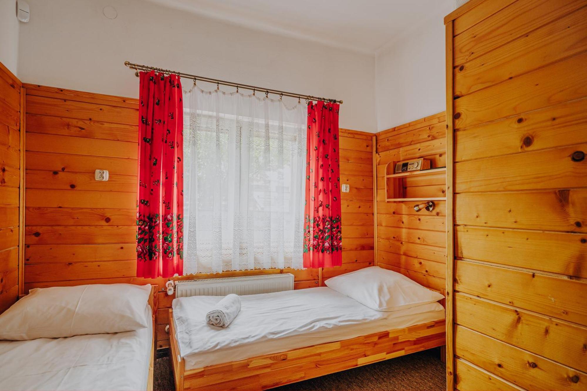 Hotel Osw Moszczeniczanka à Zakopane Extérieur photo